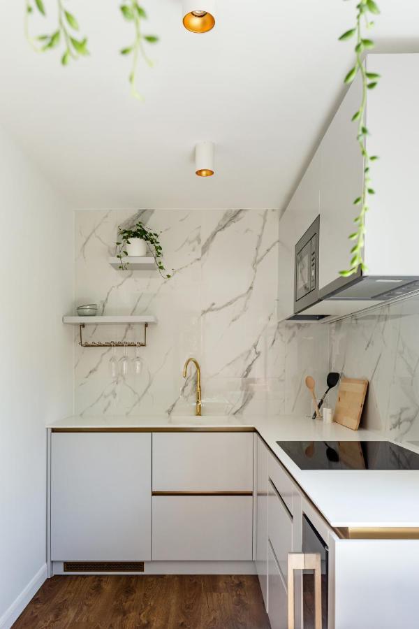 Designer Apartment In The City Center Клуж-Напока Экстерьер фото