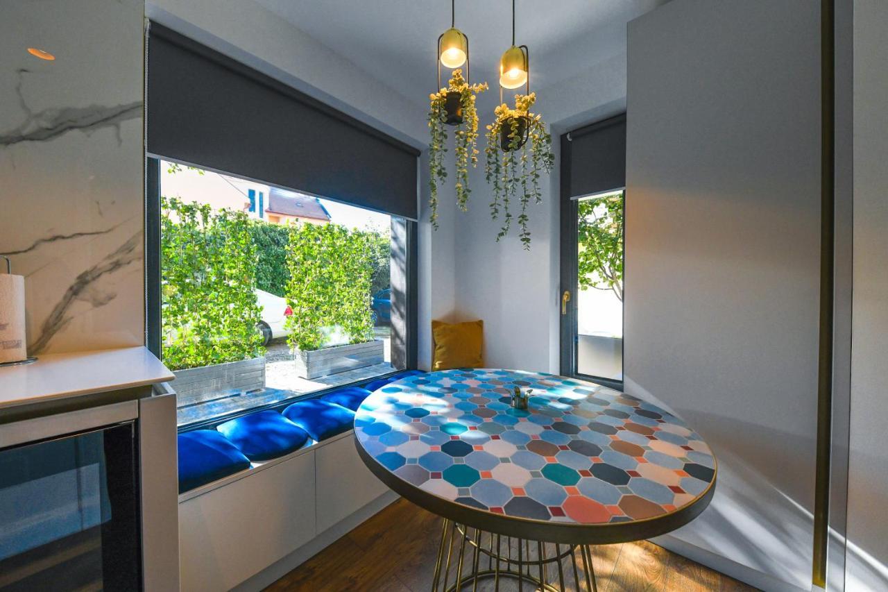 Designer Apartment In The City Center Клуж-Напока Экстерьер фото