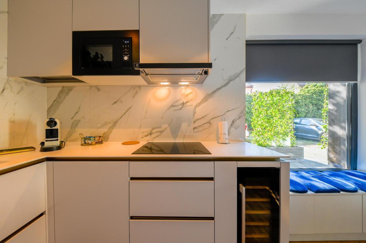 Designer Apartment In The City Center Клуж-Напока Экстерьер фото